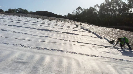 Ανθεκτική στις υπεριώδεις ακτινοβολίες HDPE ομαλή γεωμεμβράνη για αντιγήρανση και διαρκή προστασία σε κάθε περιβάλλον
