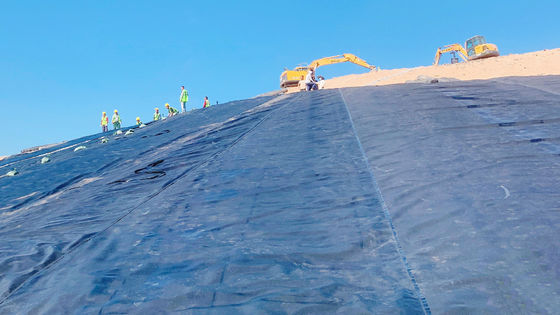 Ανθεκτική στις υπεριώδεις ακτινοβολίες HDPE ομαλή γεωμεμβράνη για αντιγήρανση και διαρκή προστασία σε κάθε περιβάλλον