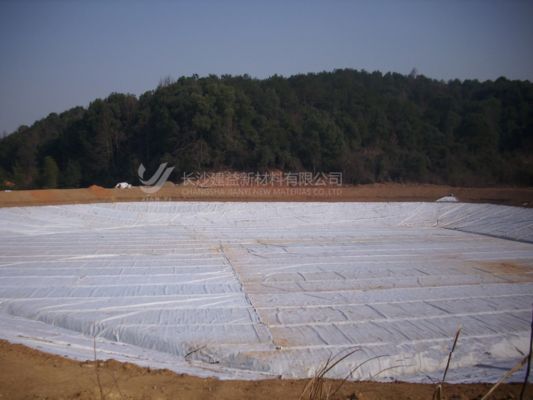 Γεωύφασμα κοντών ινών: Η οικονομική και ευέλικτη μηχανική λύση